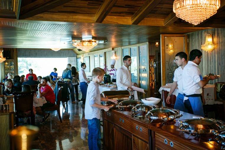 Easter Lunch Buffet at Bay Lodge